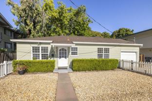 496-496A Chiquita - Photo 1 of 1