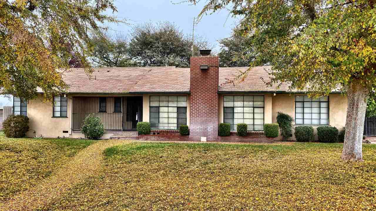 1260 W Poplar Ave - Photo 2 of 26