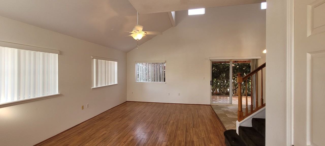 Kikepa Pl - Photo 2 of 44