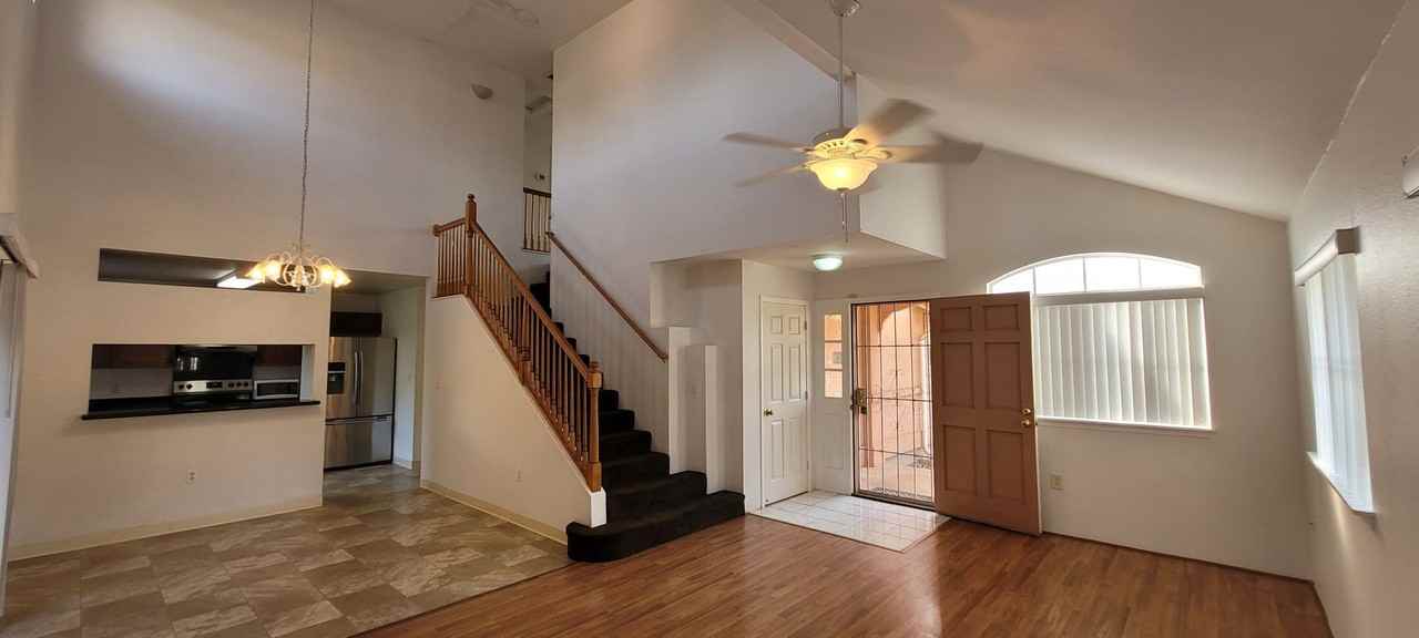 Kikepa Pl - Photo 3 of 44