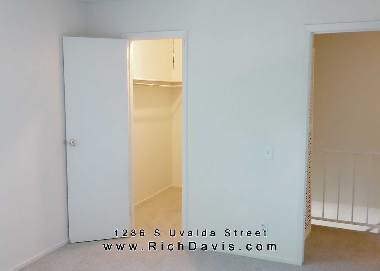 1286 S Uvalda St - Photo 6 of 36