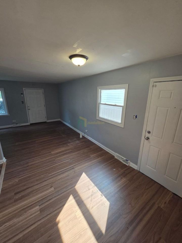 1702 West Edmaire Street - Photo 4 of 20