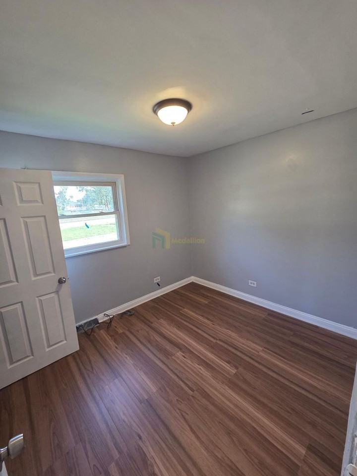 1702 West Edmaire Street - Photo 7 of 20