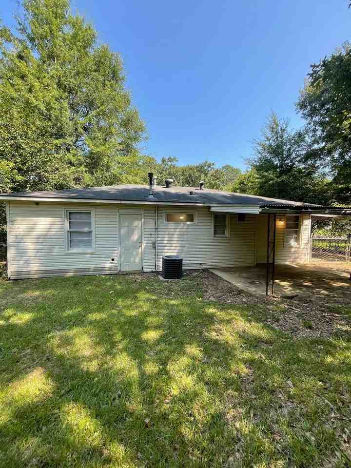 3510 Dundale Road - Photo 3 of 12