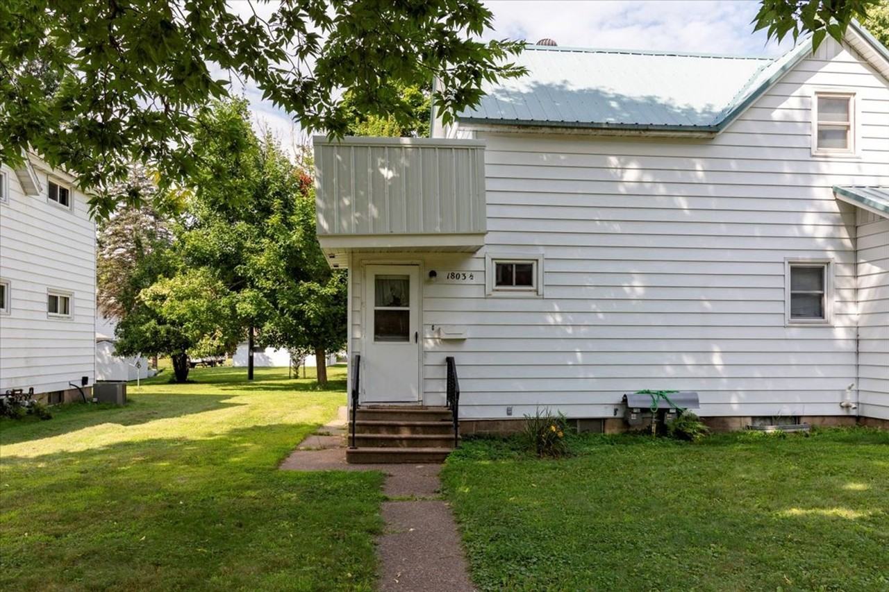 1803 1/2 11th St E - Photo 2 of 14