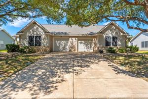 featured image of 160 Prairie Springs Loop