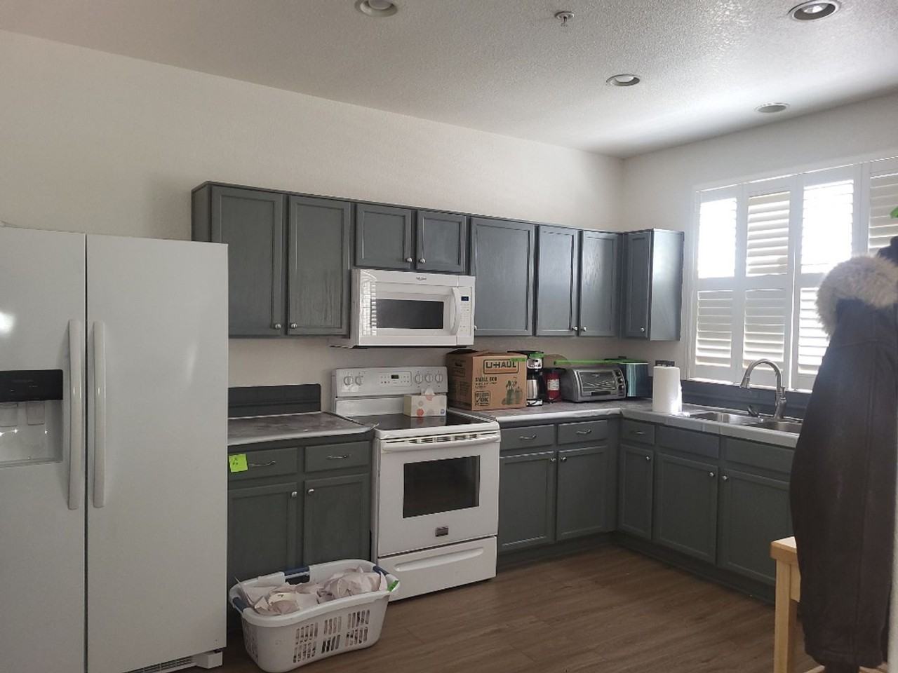 2222 San Remo Dr - Photo 3 of 28
