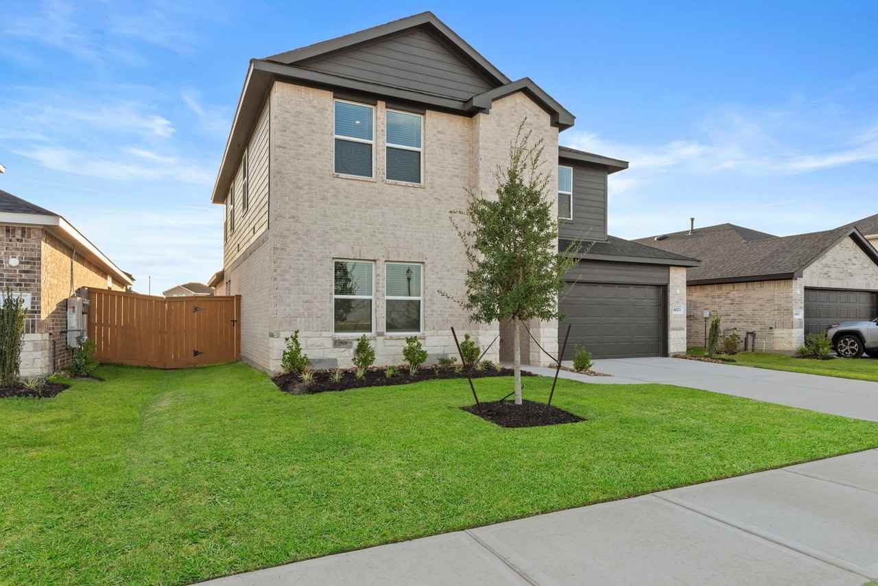 6023 Ginevra Summers Dr - Photo 3 of 34