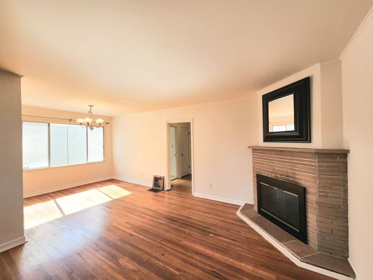 26 W 38th Ave - Photo 3 of 31