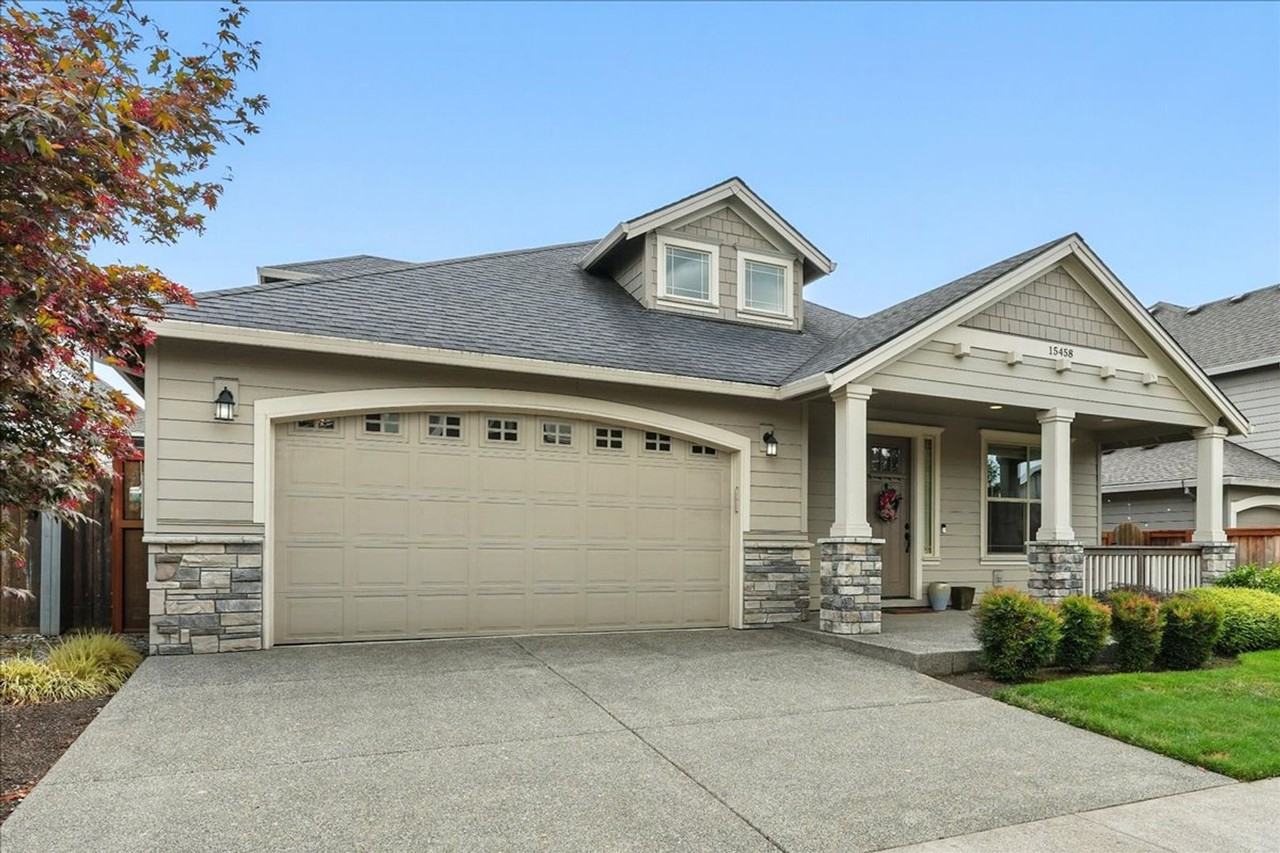 15458 Se Pioneer Dr - Photo 3 of 41