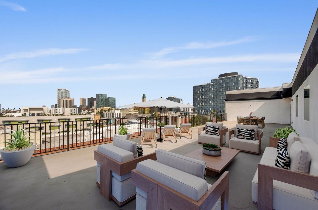 TALA Local at 719 S. Hoover Street - Photo 3 of 50