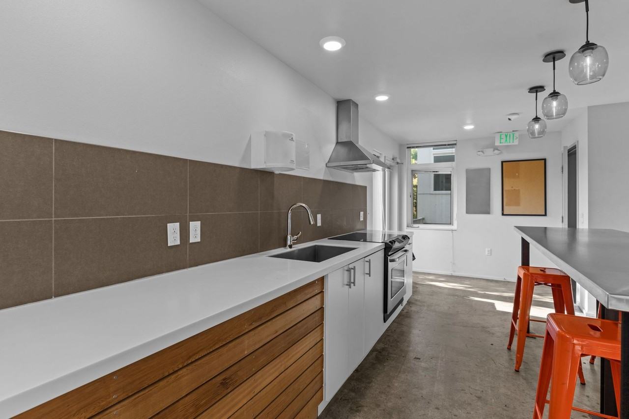 Discover Horizon Phinney! - Photo 2 of 16