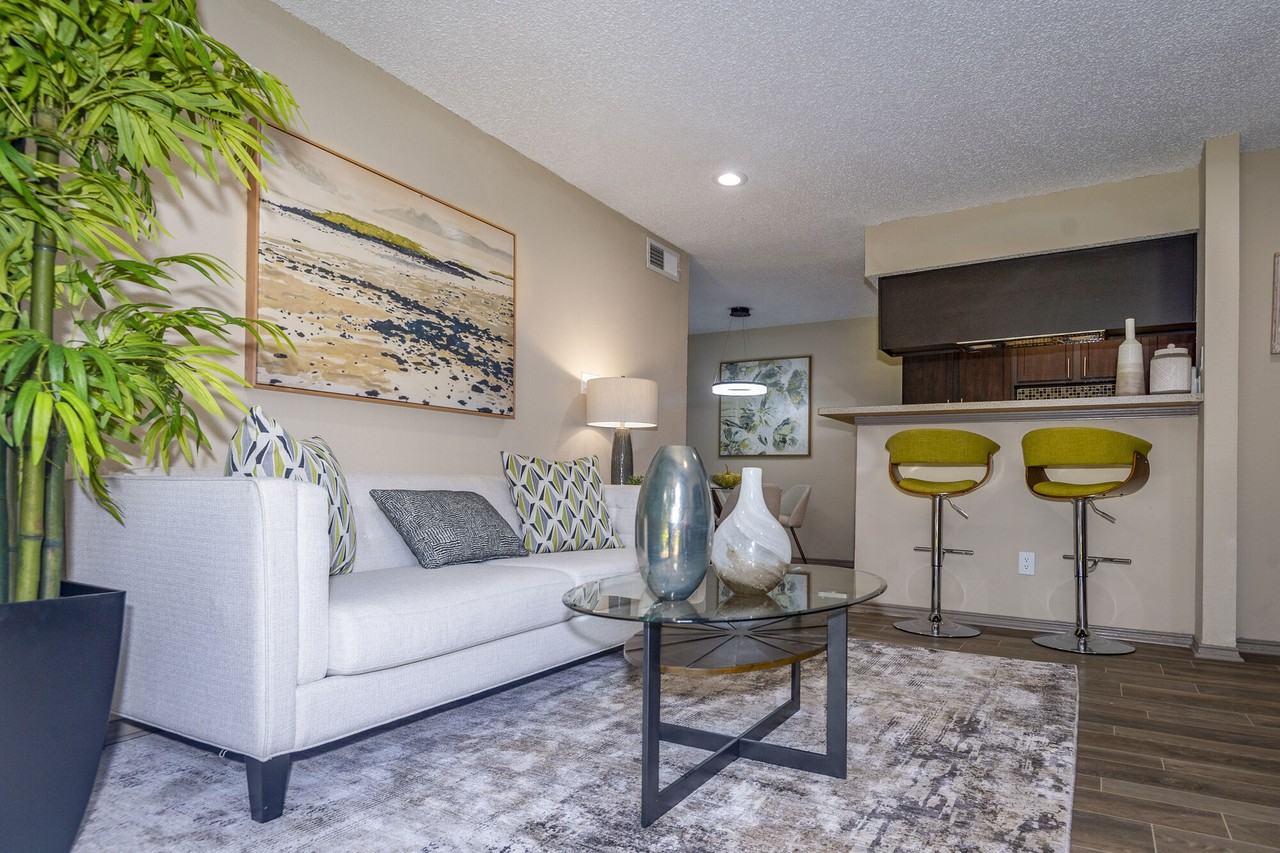 Park West Apartments - Photo 3 of 40