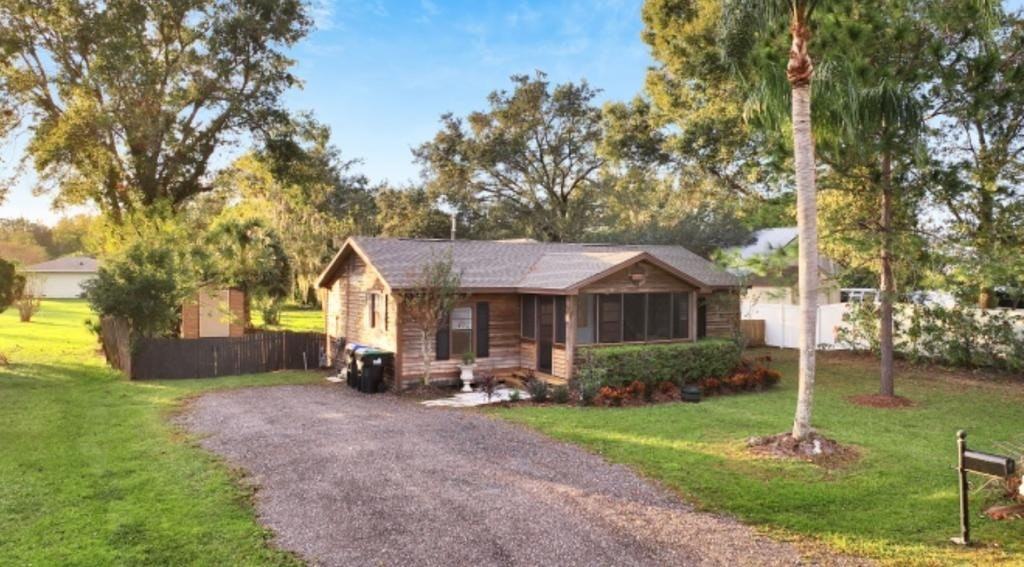 1232 Taratine Drive - Photo 2 of 7