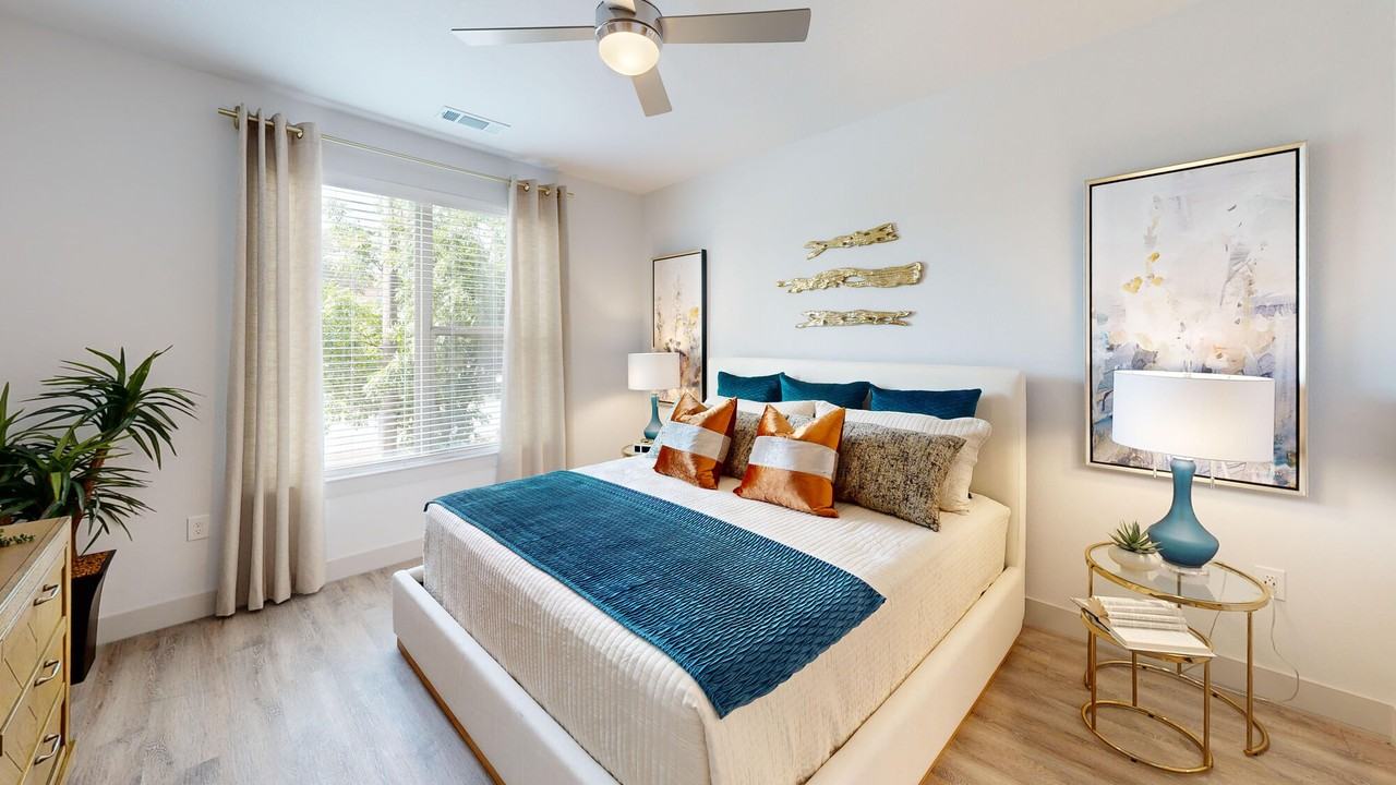 The Heyward - Photo 5 of 23