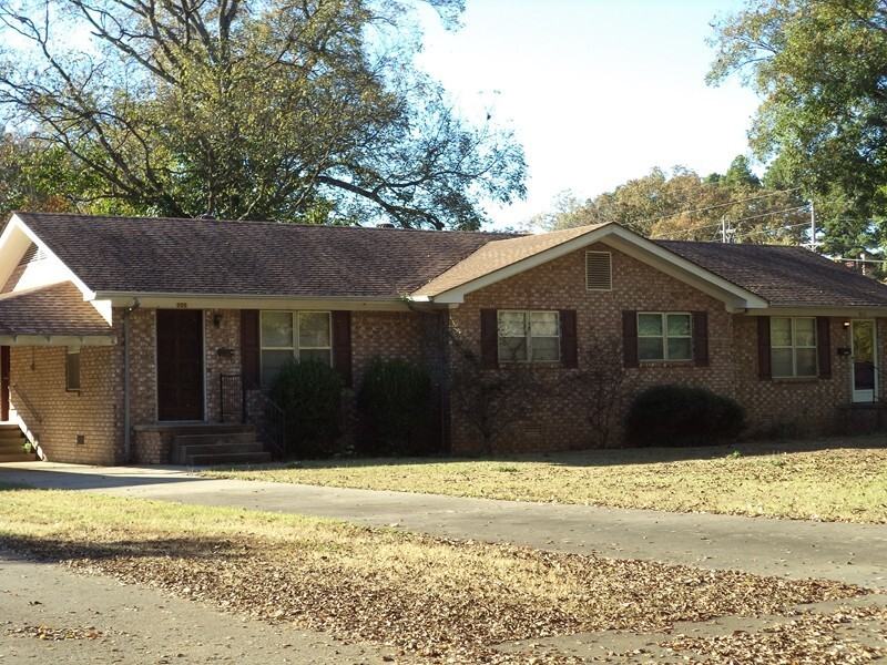 307 N Central Ave, Clarksville - Photo 7 of 8