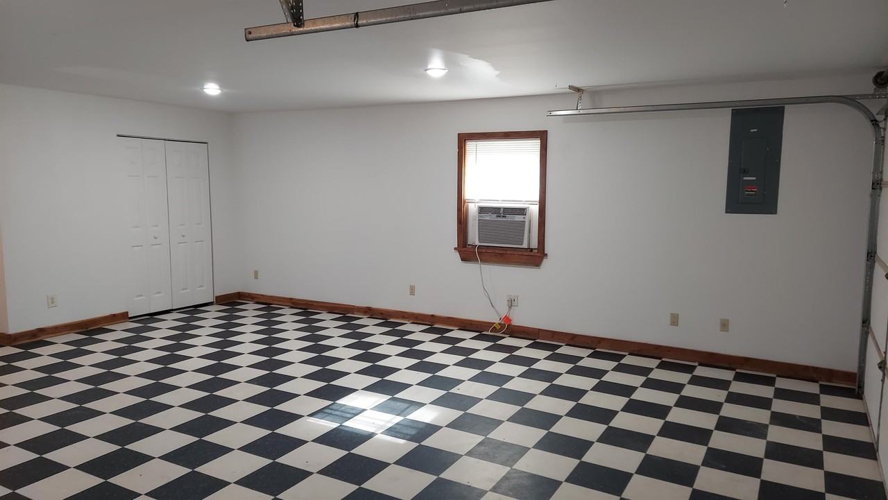 510 W 13th St, Russellville, AR - Photo 2 of 10