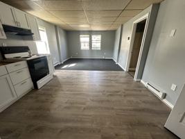 featured image of 4652 Nichols St