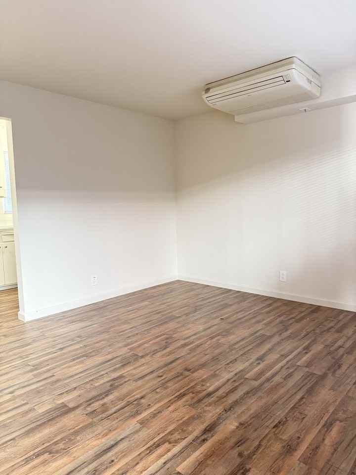 93/95 W. Reed Street - Photo 3 of 8