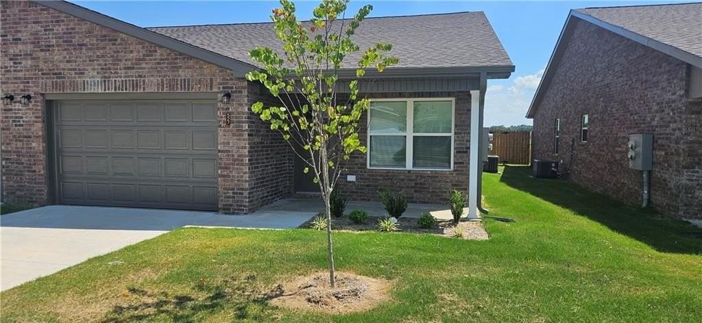 627 Northwest 68th Avenue - Photo 2 of 18