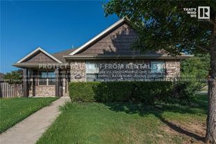 2893 N Seneca Ave - Photo 1 of 1