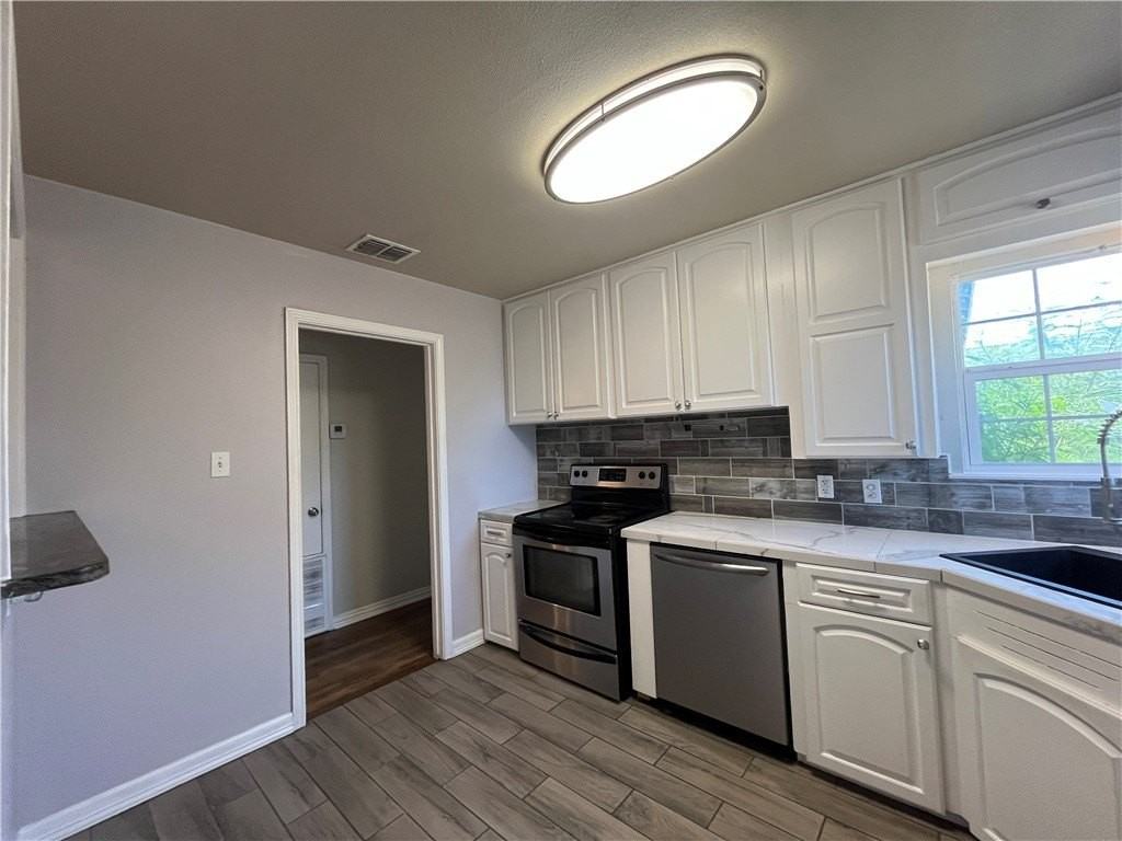 4941 Willowbrook Drive - Photo 7 of 16