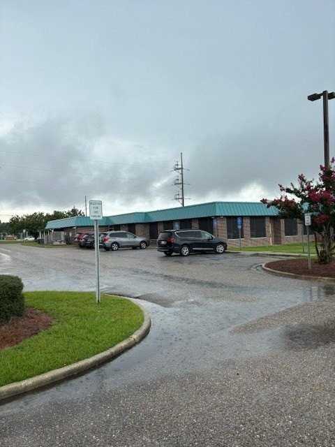 795 Ross Clark Cir - Photo 3 of 25