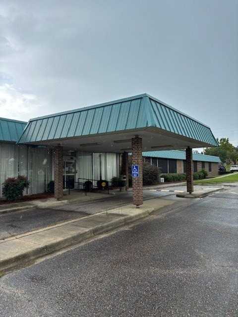 795 Ross Clark Cir - Photo 5 of 25