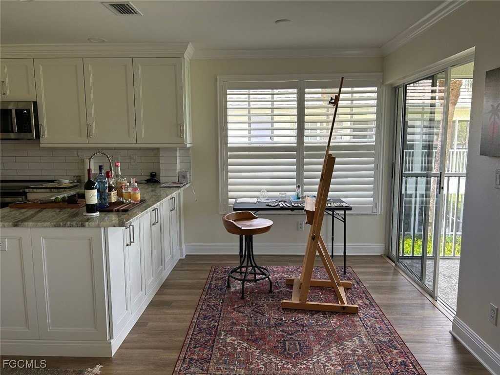 8361 Grand Palm Dr Apt 2 #2 - Photo 2 of 14