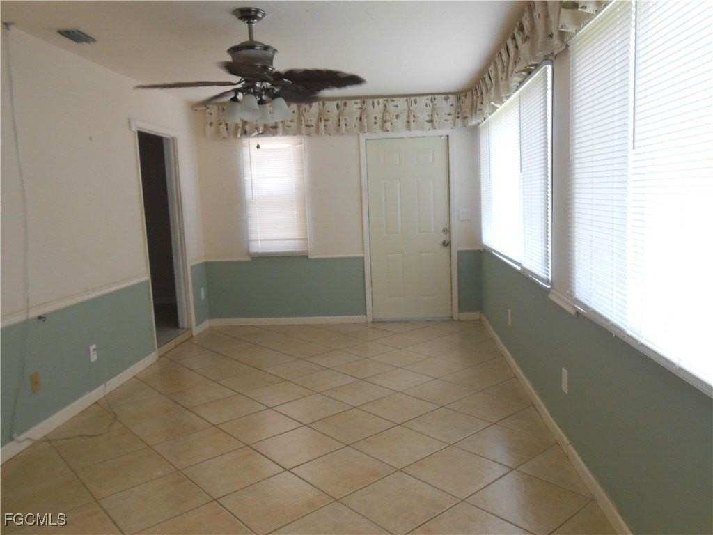 1406 Alwynne Dr - Photo 5 of 26