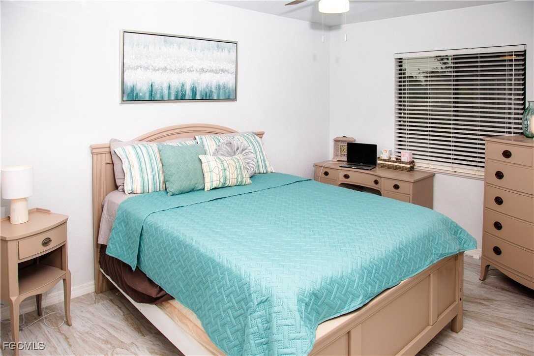 503 Southwest 11th Court - Photo 4 of 11