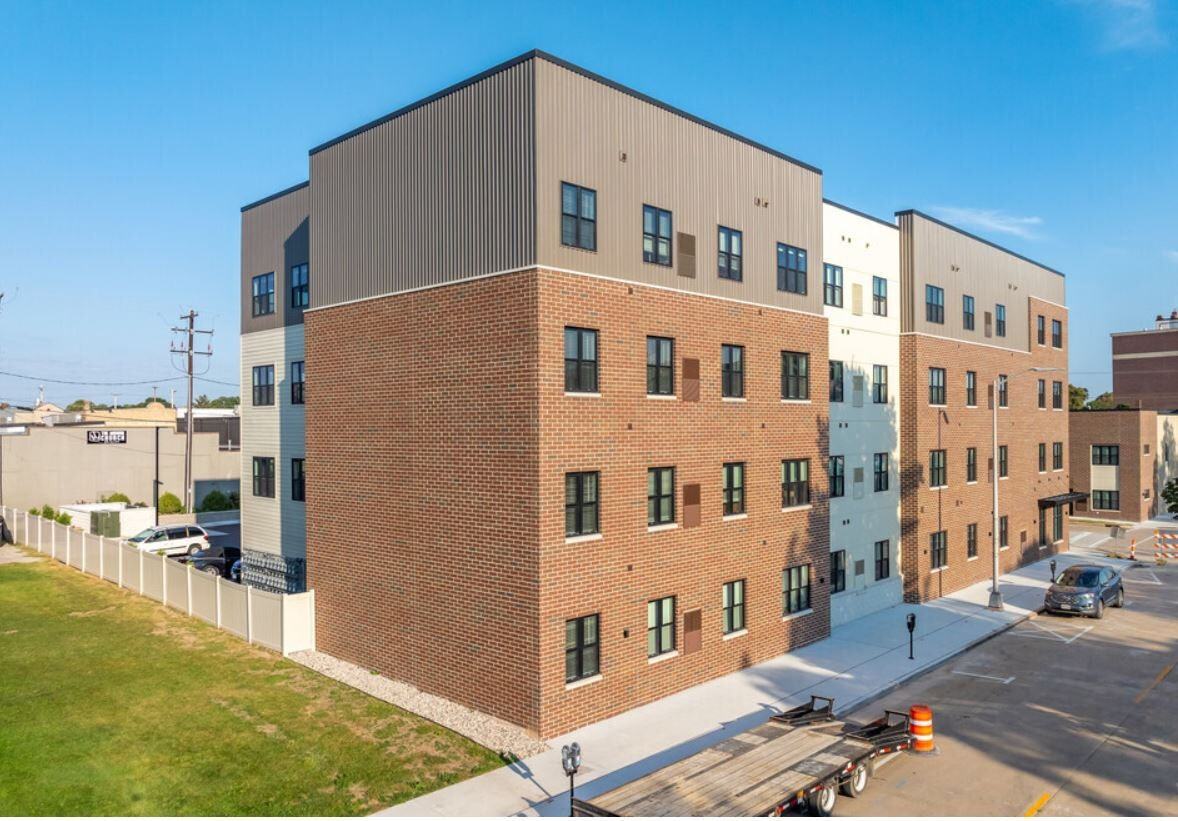 Rise Apartments - Photo 7 of 48