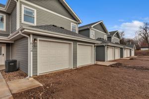 featured image of 624 E 6th St S