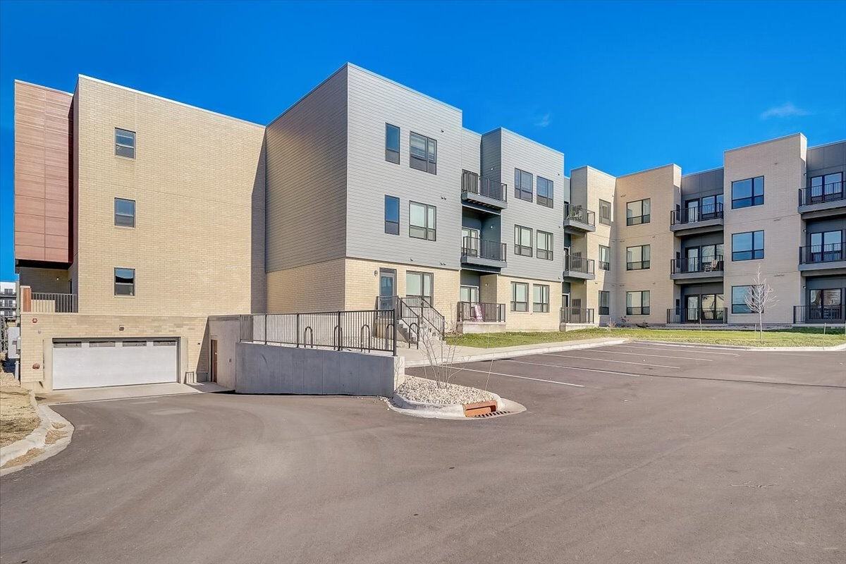 Glen Grove - Photo 7 of 50