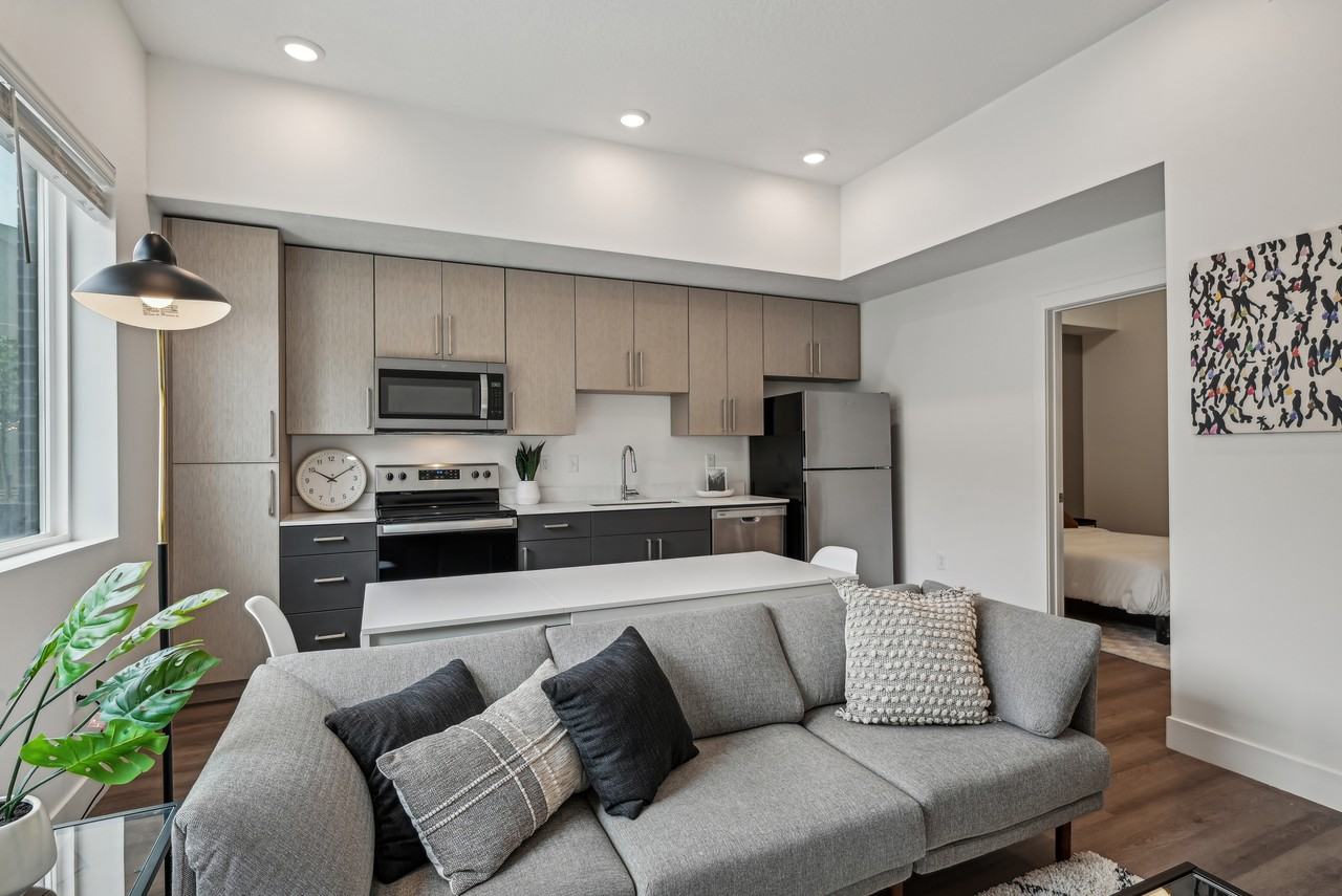 Alta Vue - Photo 2 of 48