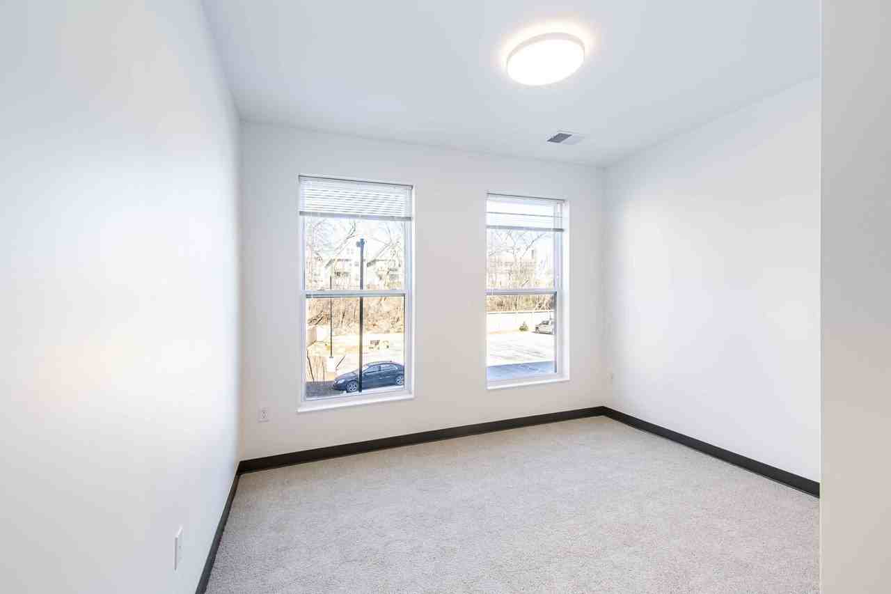 RW Apartments I and II - Photo 5 of 50