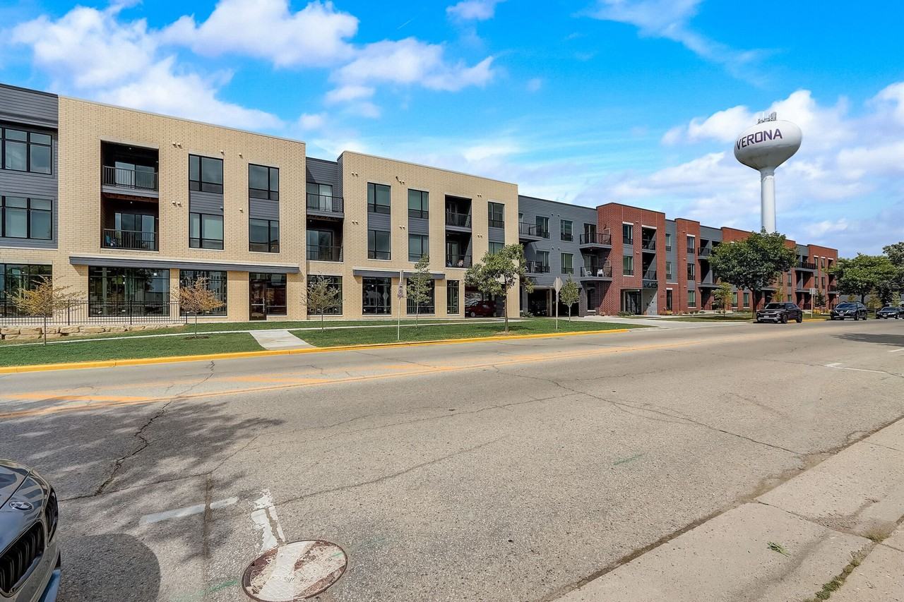 Klassik - Photo 3 of 47