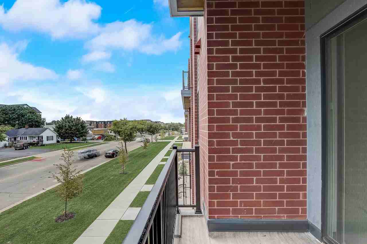 Klassik - Photo 7 of 47