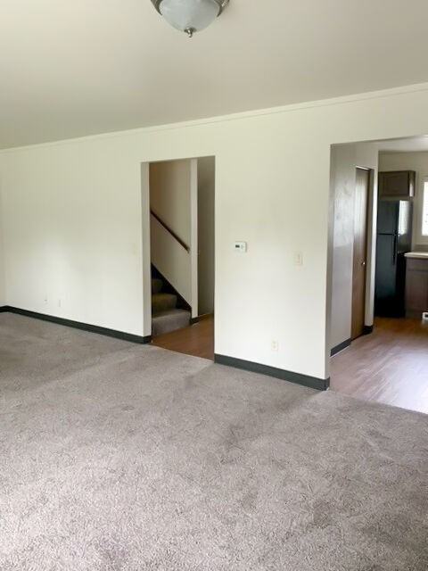 Lakeside Gardens - Photo 2 of 21