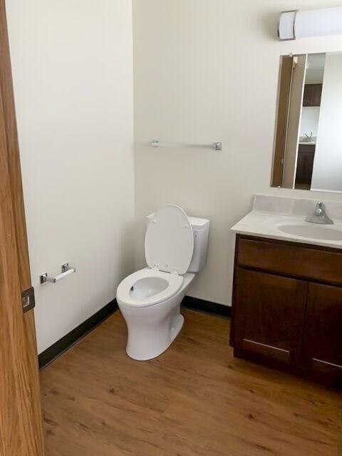 Lakeside Gardens - Photo 3 of 21