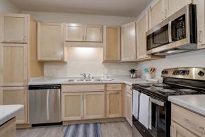 featured image of 2350 Winnebago St