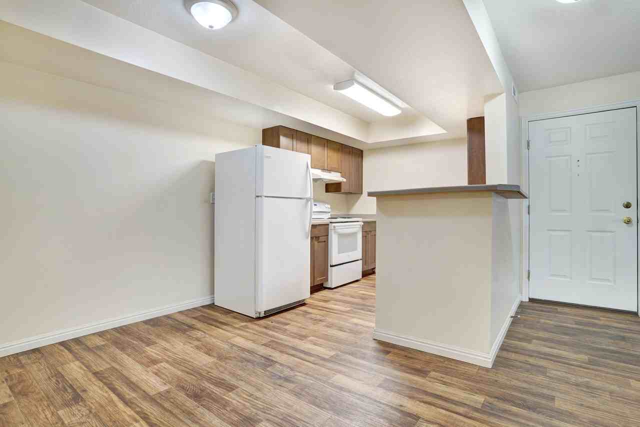 Jefferson School Apartments - Photo 3 of 15