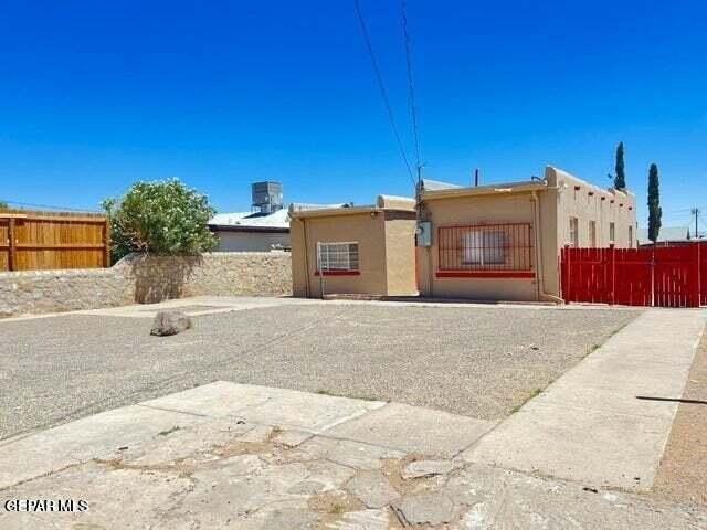 2521 Mckinley Ave - Photo 6 of 24