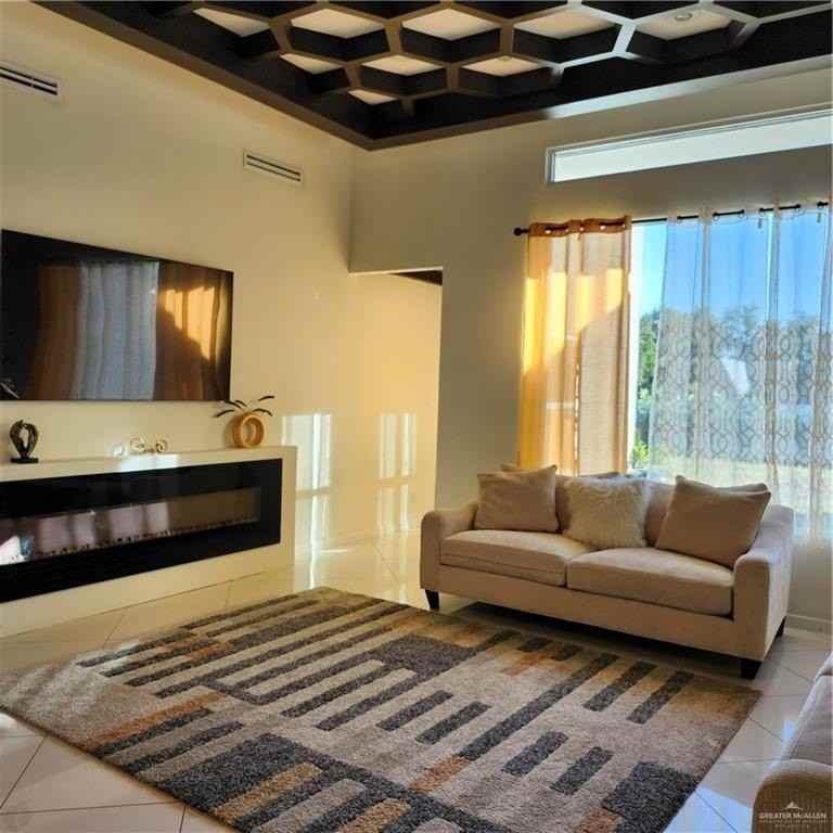 4505 Quince Avenue - Photo 2 of 19