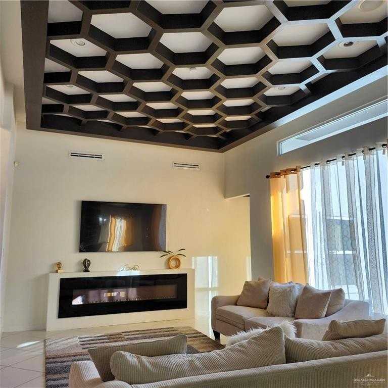 4505 Quince Avenue - Photo 3 of 19