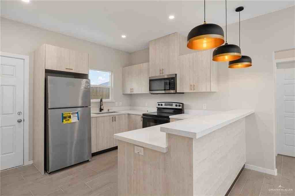 5901 Northwestern Ave #2 - Photo 4 of 9