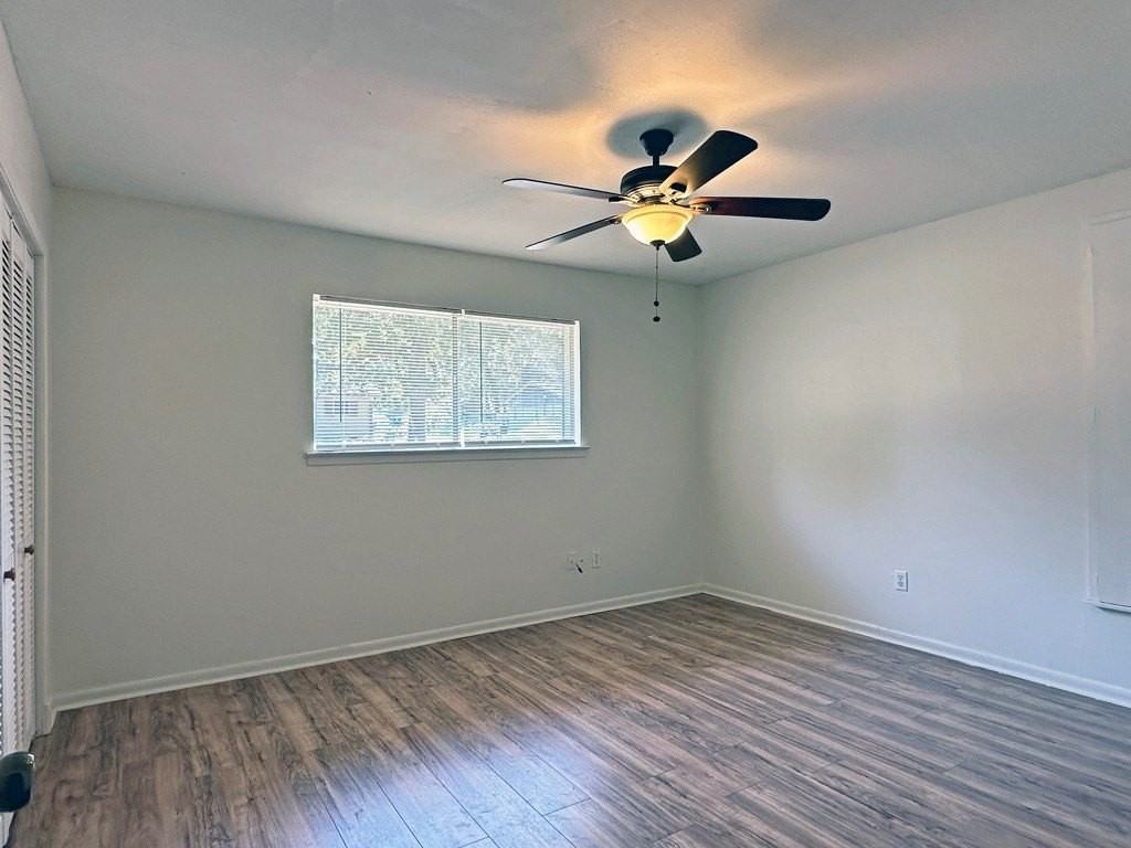 520 Ravenwood Dr - Photo 7 of 13