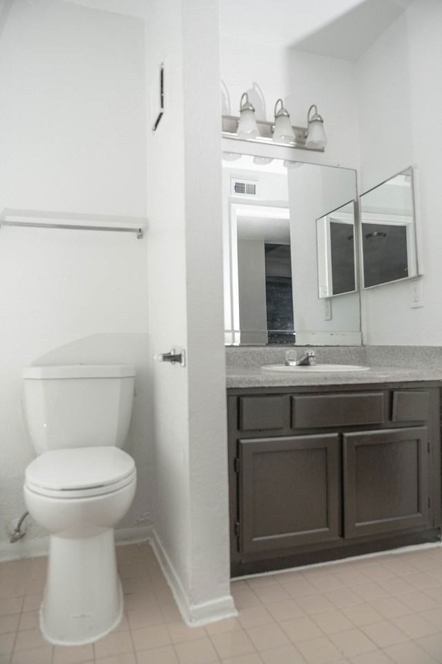 12630 Ashford Point Dr #412 - Photo 6 of 7