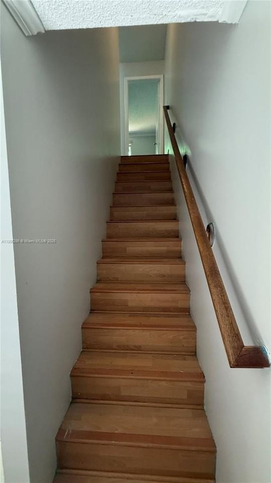 3200 Nw 5th Ter #13 - Photo 7 of 18