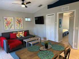 417 32nd St #4 - Photo 1 of 1